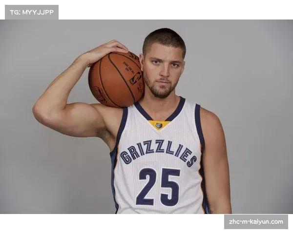 帕森斯膝伤影响包装工防守 冲传实力受损季后赛堪忧